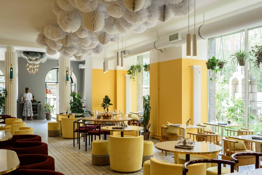 Restaurant and cafe interior